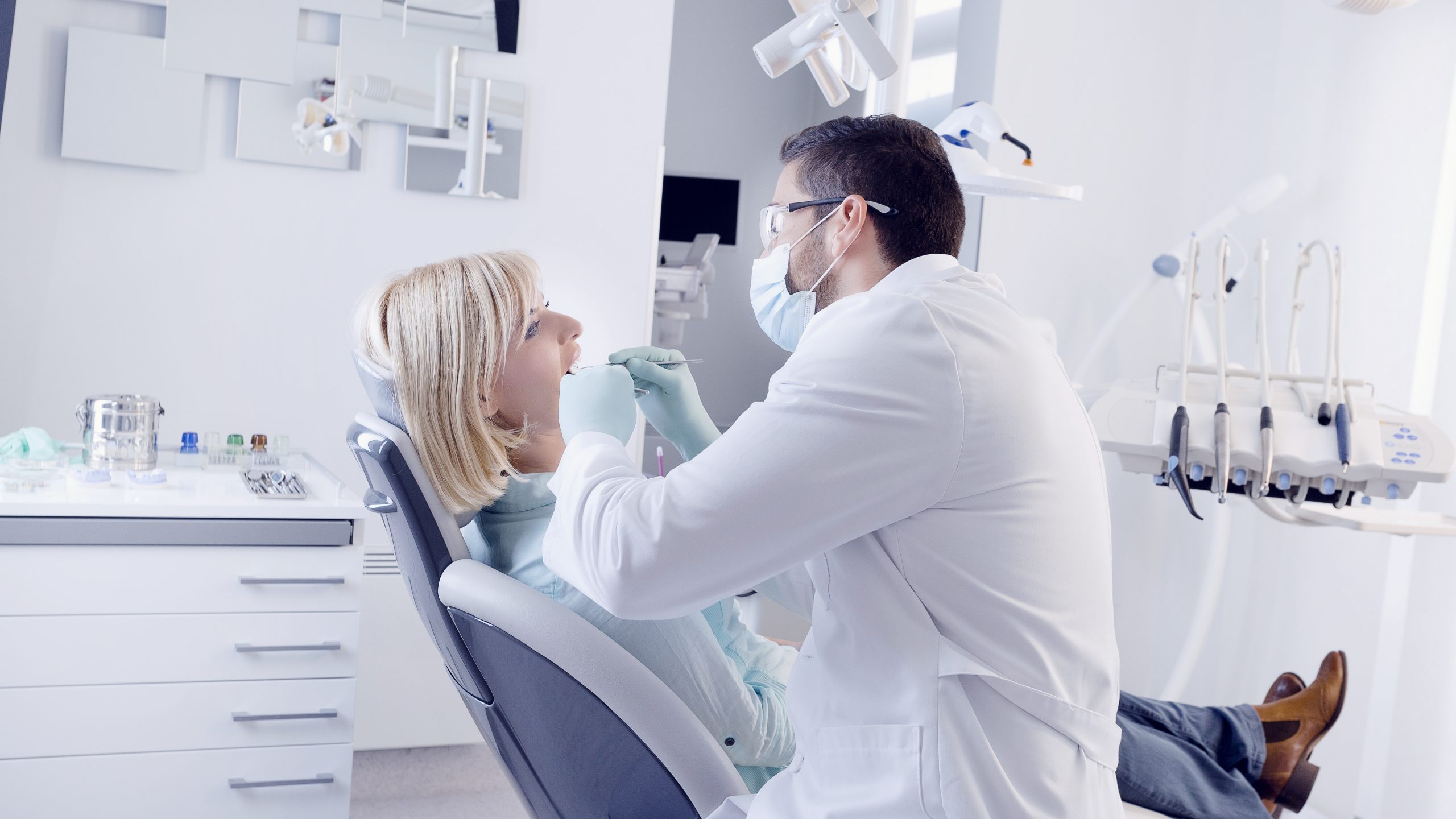 Dentist in Saint Anne, IL